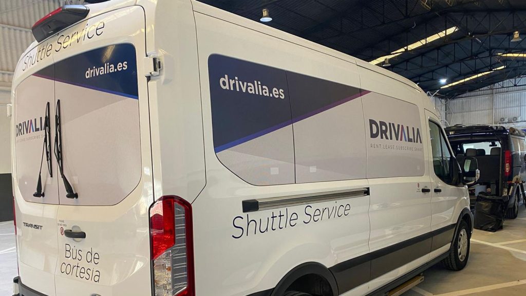 Rotulación Vehículos Drivalia Shuttle Service